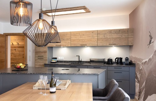 Kaprun Hotel | AvenidA Style Appartments by Alpin Rentals -incl Summercard