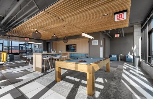 River West Apartamento | Avenir West Loop Penthouses with Iconic City Views