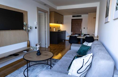 Cacak Apartamento | Aveny Lux Apartment