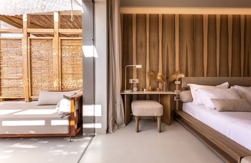 Agia Anna Hotel | Avgoustos Suites - Adults only