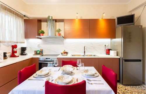 Avia Apartamento | Avia Seaview Getaway - Konstantina's Hidden Haven