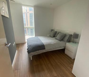 Fairfield Apartamento | Avisa Stays- London. 2 bedrooms with 2 bathrooms.