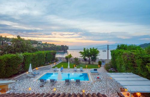 Petaleia Villa | Avlaki Beachfront Villa