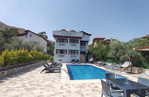 Icmeler Apartamento | Avlu 2 Apart