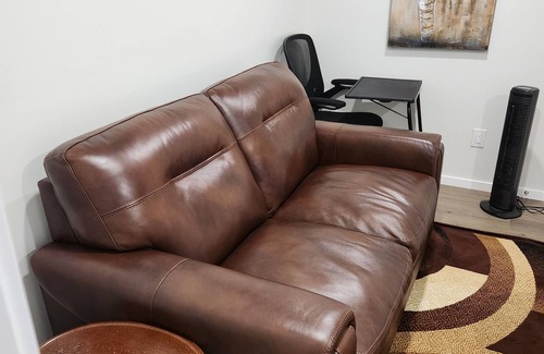 Winnipeg Apartamento | AVOCADO EXECUTIVE SUITES