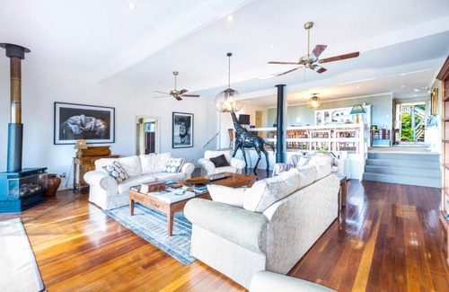 North Tamborine Cama Y Desayuno | Avocado Sunset Bed & Breakfast