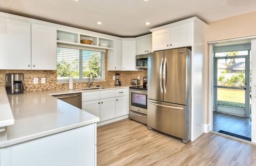 Naples Park Condominio | Avola Vacation Rental by NFVH