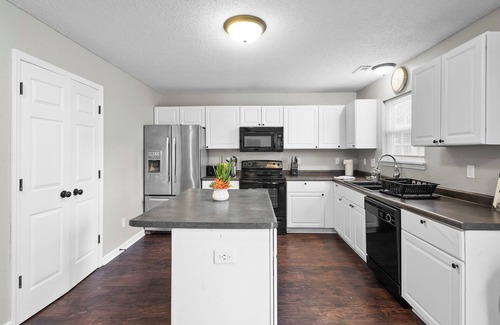 Avon Casa | Avon FHS Rental