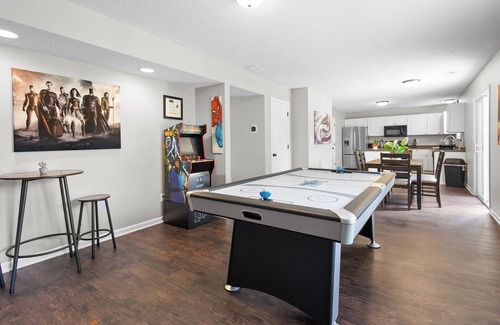 Avon Casa | Avon FHS Rental