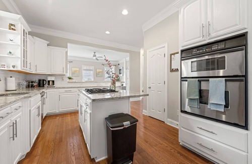 Decatur Casa | Avondale Estates Retreat Sleep 10 - Spacious 4-bedroom house near Decatur