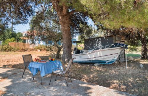 Mantzavinata Casa | Avra