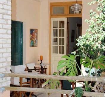 Tinos Hotel | Avra Hotel