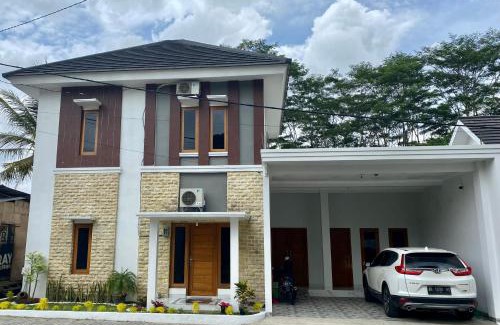 Ngaglik Casa | AW Lor House - Yogyakarta