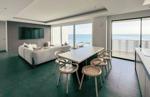 Sumoto Casa | Awaji Island Atsuhama Private Villa VILLA202 Capac / Sumoto Hyōgo