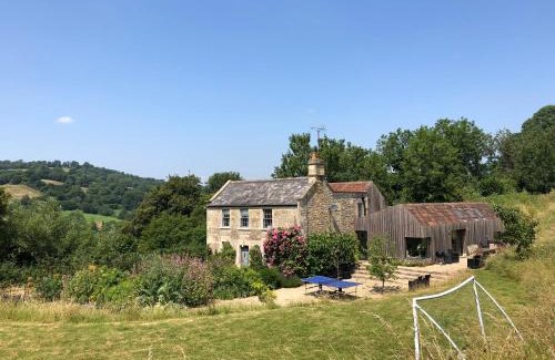 Batheaston Casa | Award winning 6-Bed hot tub House in Batheaston