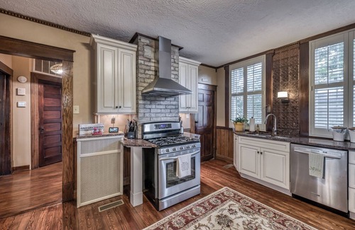 Bristol Casa | Beautiful, charming, cozy in a great location