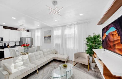 Southeast Yonkers Casa | Award Winning Home with Close Transportation
