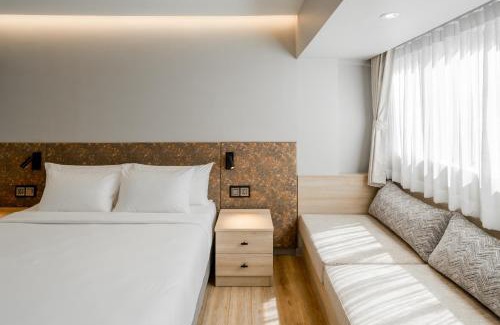 Bangkok Central Business District Hotel | Away Bangkok Sukhumvit