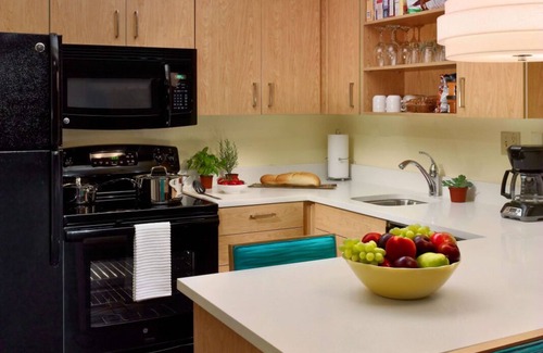 Dublin Apartamento | Away From The Hustle And Bustle of city Life! Free Parking, Pets Allowed
