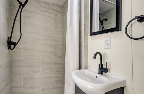 Downtown Charleston Apartamento | Away Point Studio - 30-Day Rental