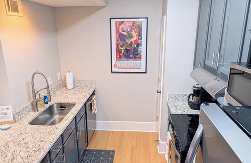Downtown Memphis Condominio | Awesome 1BR downtown condo near EVERYTHING!