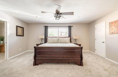 Mesa Casa | Awesome 5BR, 4BA, Pool, HotTub, Patio, Office