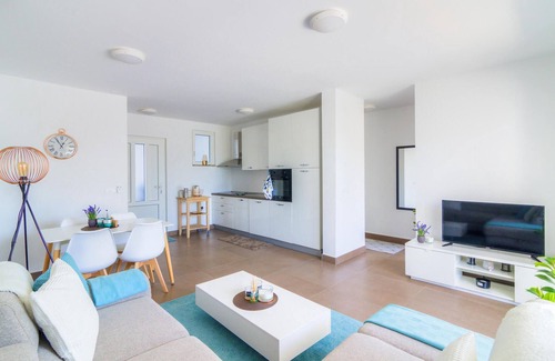 Novi Vinodolski Apartamento | Impresionante apartamento en Smokvica.