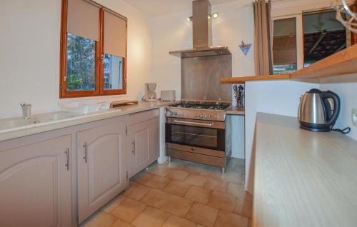 Sarrola-Carcopino Apartamento | Awesome Apartment In Sarrola Carcopino