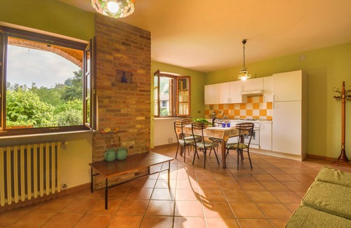 Monforte d'Alba Apartamento | Impresionante piso en Monforte.