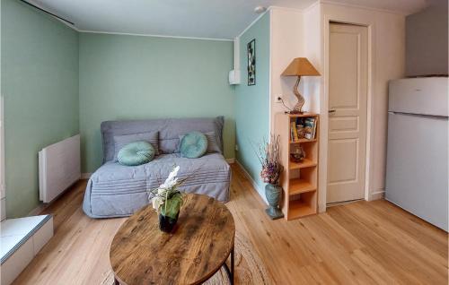 Balaruc-les-Bains Apartamento | Awesome Apartment In Balaruc-Les-Bains With Wifi