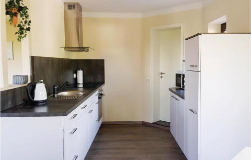 Brilon Apartamento | Awesome Apartment In Brilon-Madfeld
