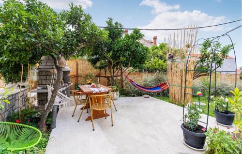 Zvekovica Apartamento | Awesome Apartment In Cavtat With Wifi