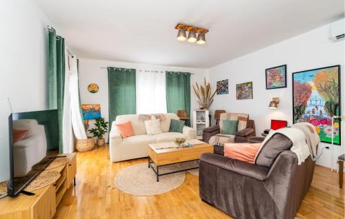Zvekovica Apartamento | Awesome Apartment In Cavtat With Wifi