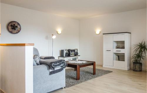 Manderbach Apartamento | Awesome Apartment In Dillenburg