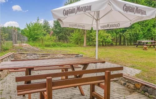 Drawno Apartamento | Awesome Apartment In Dominikowo