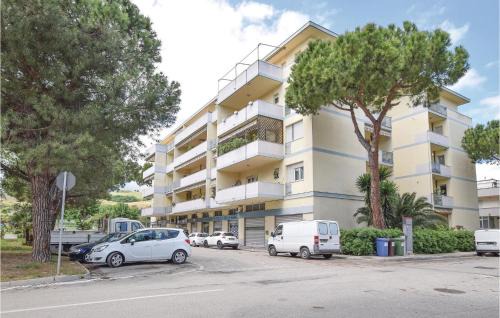 Casabianca di Fermo Apartamento | Awesome Apartment In Lido Di Fermo