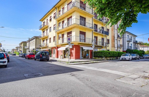 Ex Campo d'Aviazione Apartamento | Impresionante apartamento en Viareggio