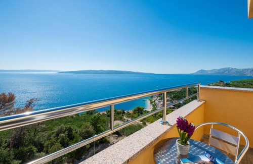 Bratus Apartamento | Impresionante apartamento en Krvavica