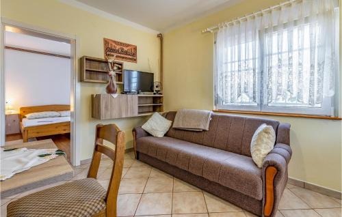 Kavran Apartamento | Awesome Apartment In Kavran With Wifi