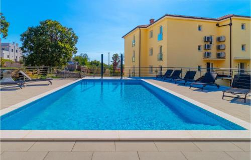 Zurkovo Apartamento | Awesome Apartment In Kostrena