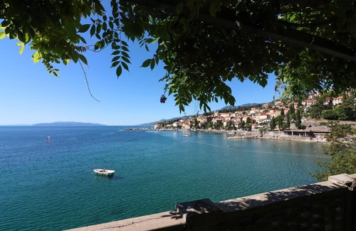 Volosko Apartamento | Impresionante apartamento en Opatija.