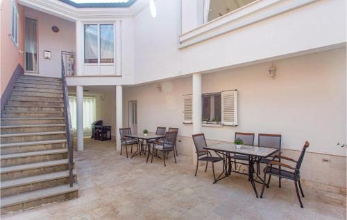 Omis Apartamento | Awesome Apartment In Podgrade