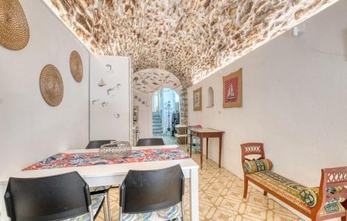 Villa San Secondo Apartamento | Awesome Apartment In Sanremo Im