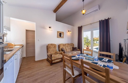 Kraljevica Apartamento | Impresionante apartamento en Smrika con.