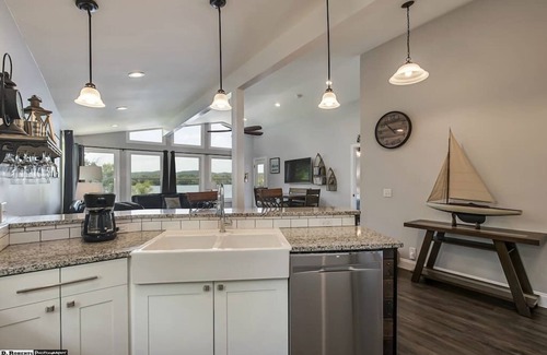 Decatur Casa | Awesome Chickamauga Lake House with Private Dock, Dog-friendly