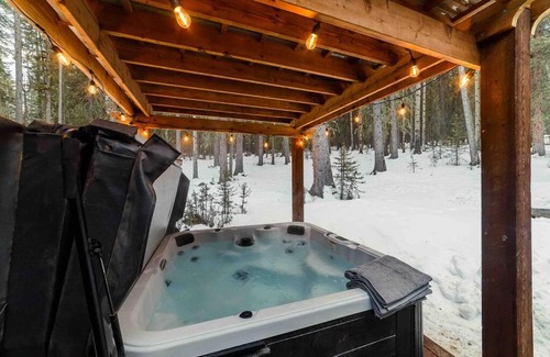 Bragg Creek Casa | Awesome family vacation home in Bragg Creek