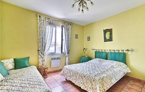 Saint-Pierre-d'Oleron Casa | Awesome Home In Saint-Pierre-D'oléron