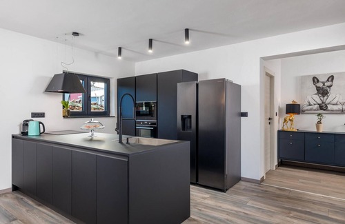 Fuzine Casa | Impresionante casa en Benkovac Fuzinski