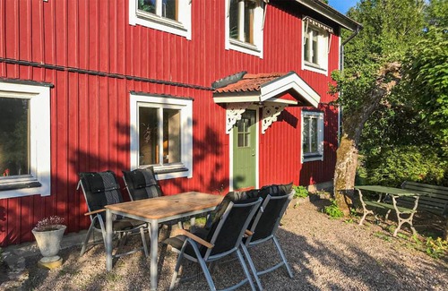 Asarum Casa | Awesome Home In Asarum With Wifi