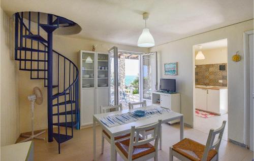 Brucoli Casa | Awesome Home In Augusta With Kitchen